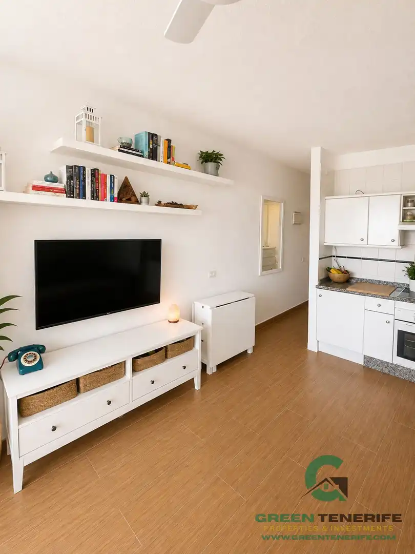 Living room of Flat for sale in Adeje  with Terrace, Swimming Pool and Balcony