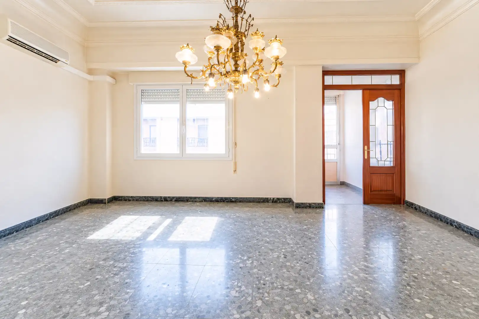 Flat with terrace for sale in Extramurs, imagen 38