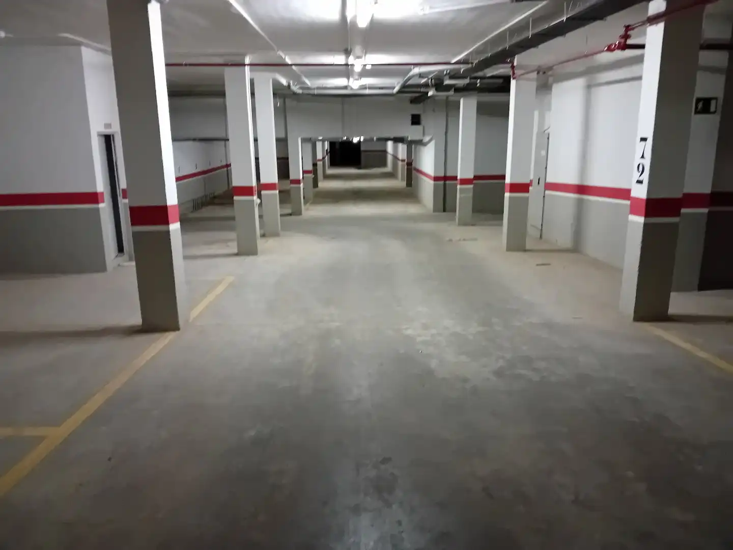 Parking of Flat for sale in Pozuelo de Calatrava  with Storage room, Swimming Pool and Community pool