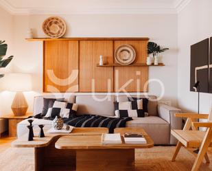 Living room of Apartment to rent in  Barcelona Capital  with Air Conditioner, Heating and Furnished