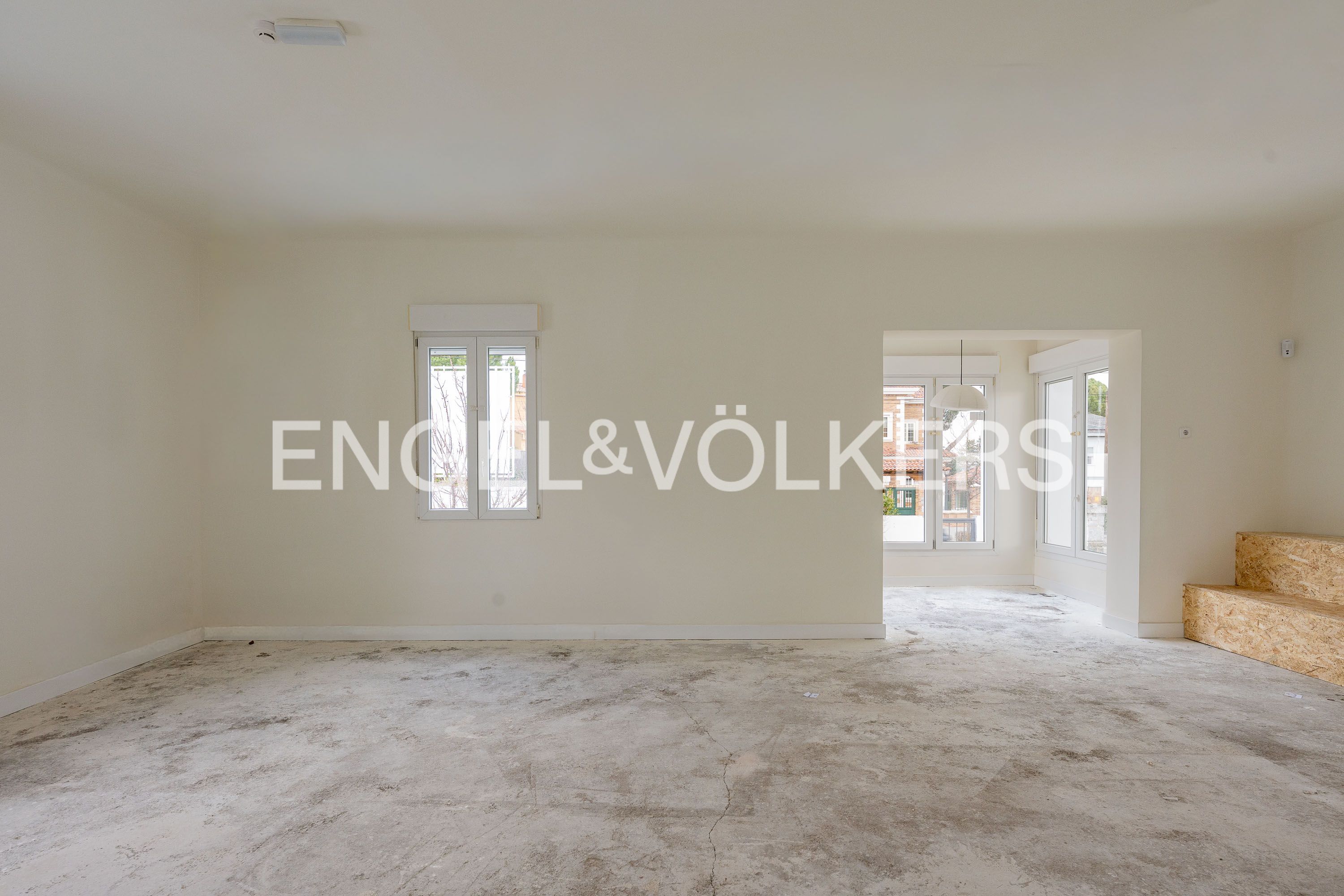 Sala d'estar de Casa o xalet de lloguer en  Madrid Capital amb Aire condicionat, Calefacció i Jardí privat