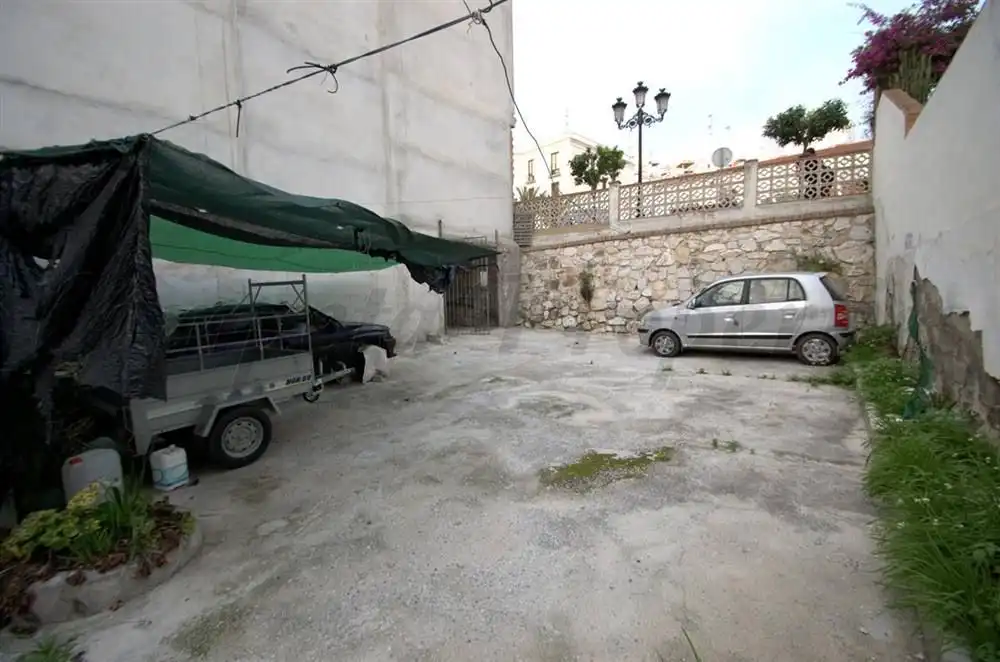 Parking of Houses for sale in Torrox