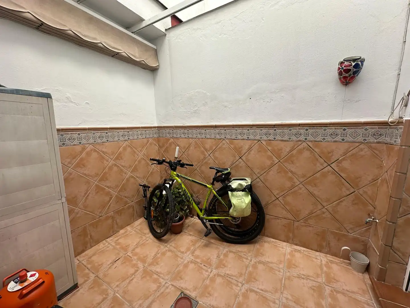 Parking de Casa o chalet en venta en Camas con Aire acondicionado y Terraza