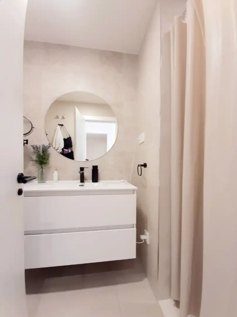 Bathroom of Flat for sale in Archena  with Air Conditioner, Heating and Parquet flooring