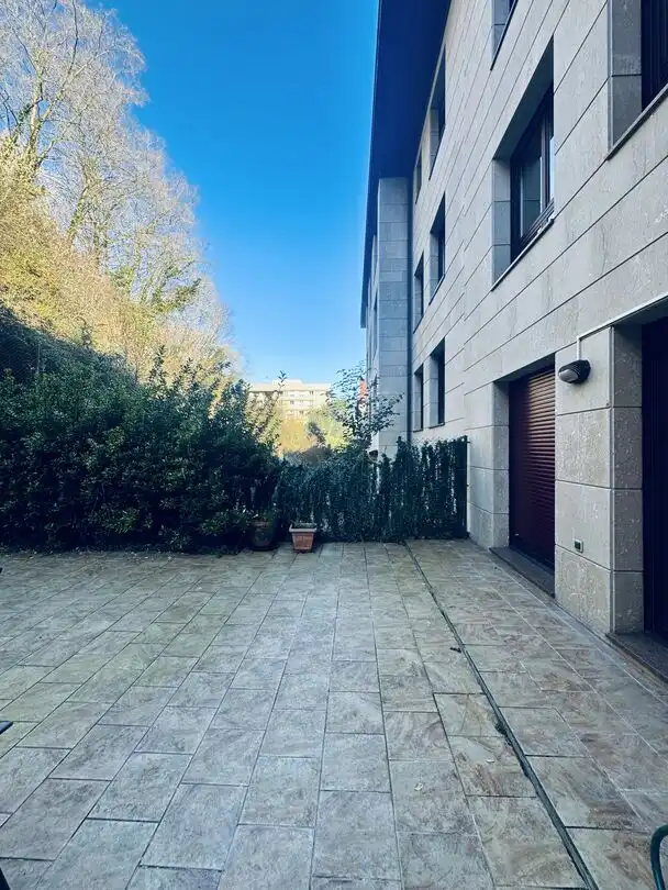 Vista exterior de Dúplex en venda en Donostia - San Sebastián  amb Aire condicionat, Calefacció i Terrassa