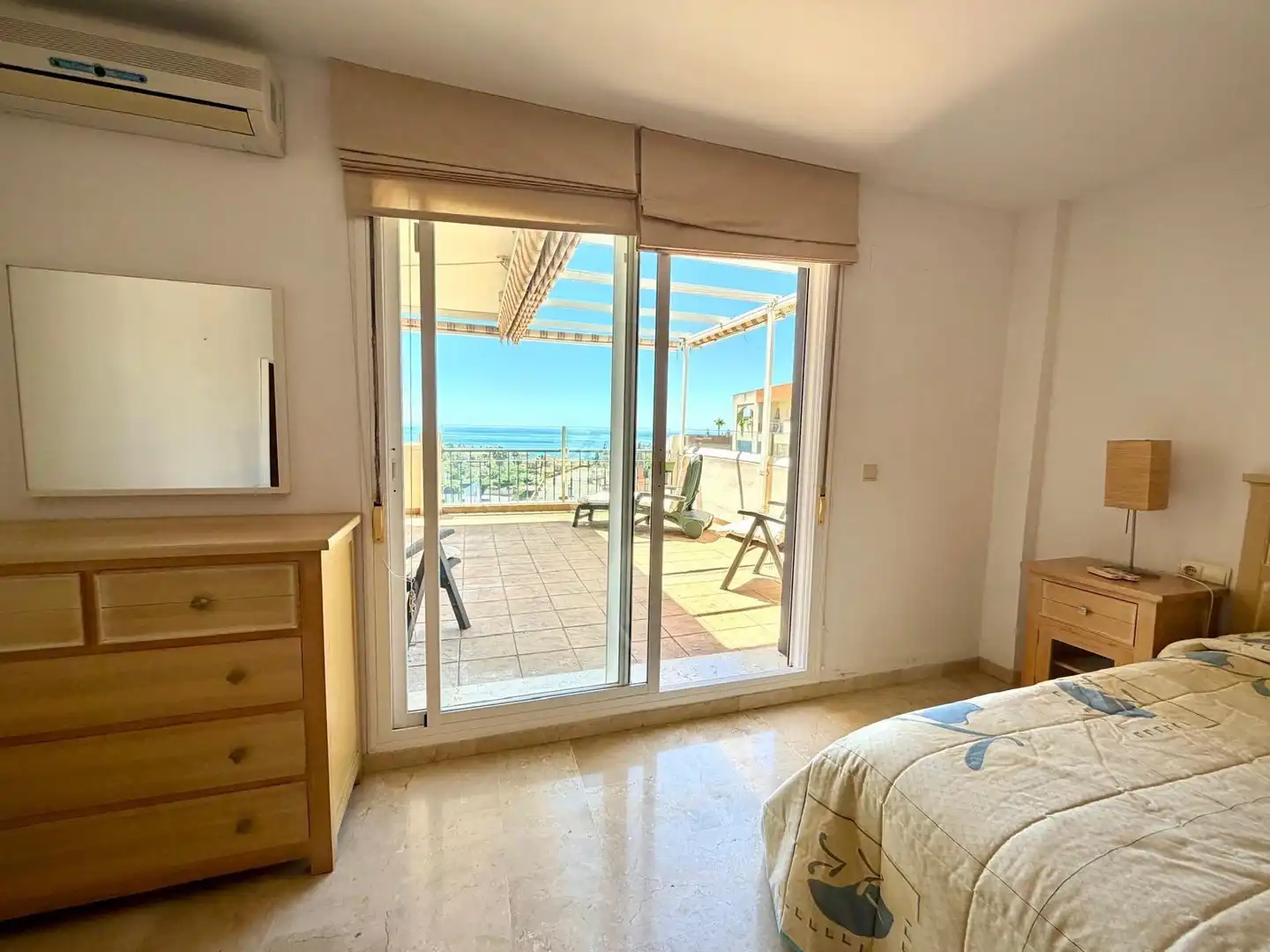 Habitación de Piso en venta en Benalmádena con Aire acondicionado, Jardín privado y Terraza