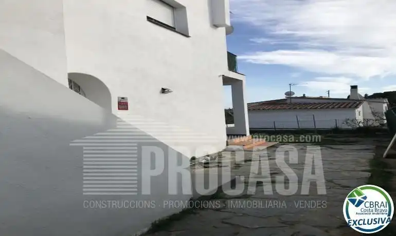 Vista exterior de Casa o xalet en venda en Roses amb Aire condicionat, Calefacció i Terrassa