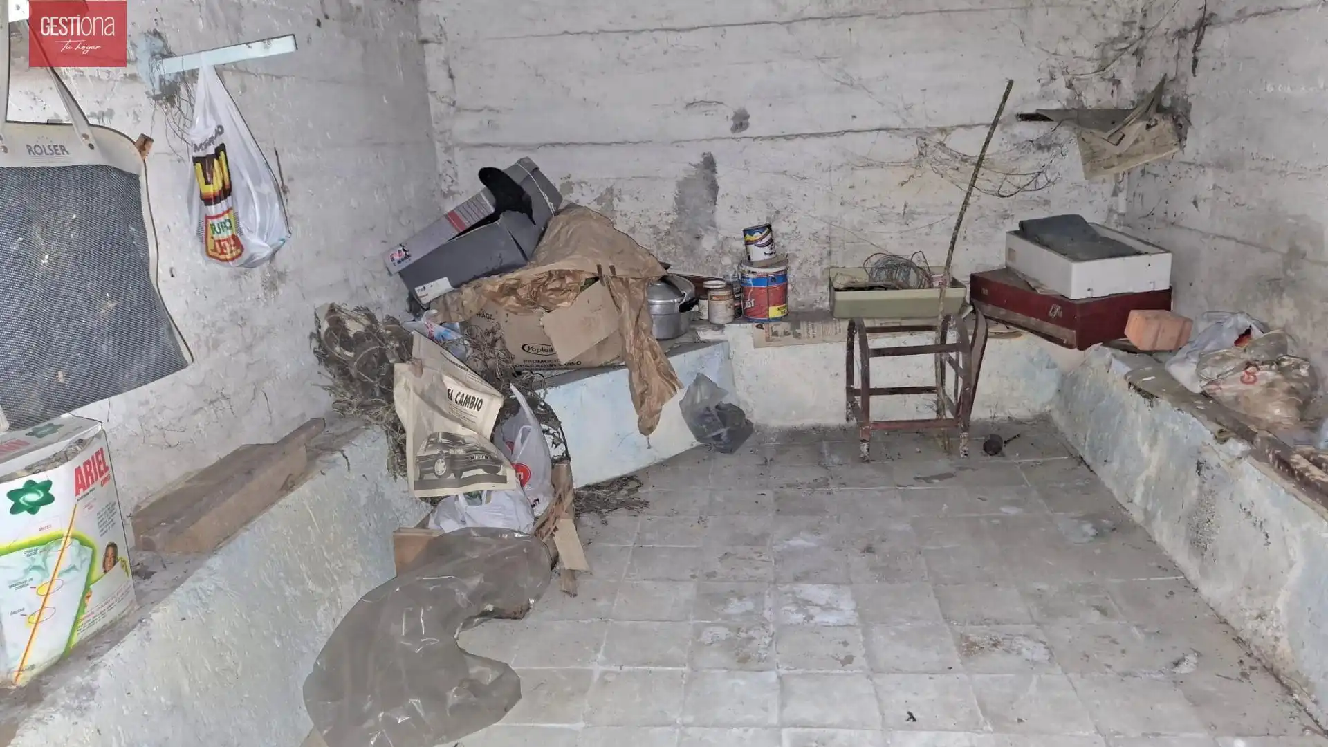Piso en venta en Los Corrales de Buelna  con Calefacción, Trastero y Amueblado