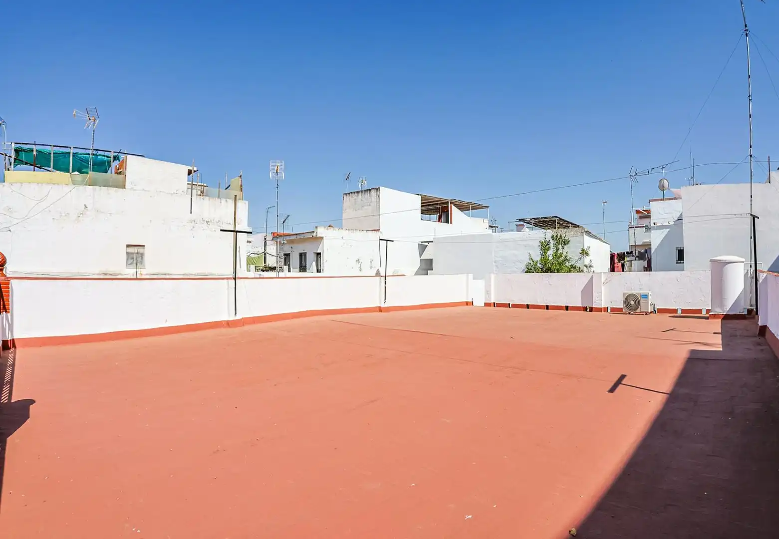 Terraza de Casa o chalet en venta en Sevilla con Aire acondicionado y Terraza