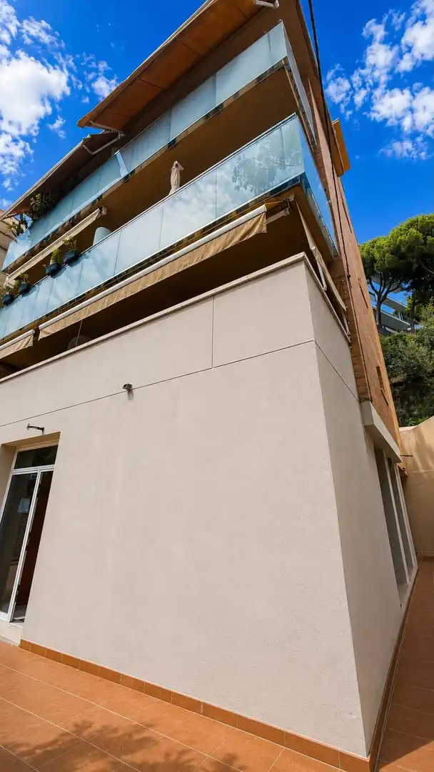 Vista exterior de Dúplex en venta en Arenys de Mar con Aire acondicionado, Calefacción y Terraza