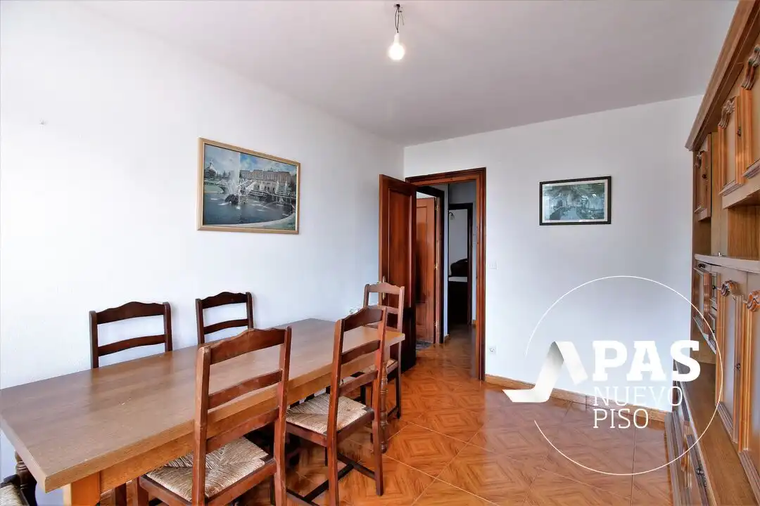 Comedor de Casa o chalet en venta en Riotuerto con Calefacción, Jardín privado y Terraza