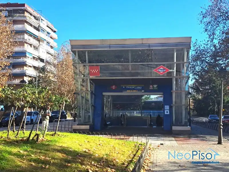 Pis amb ascensor en venda a Parque Lisboa - La Paz, imagen 3