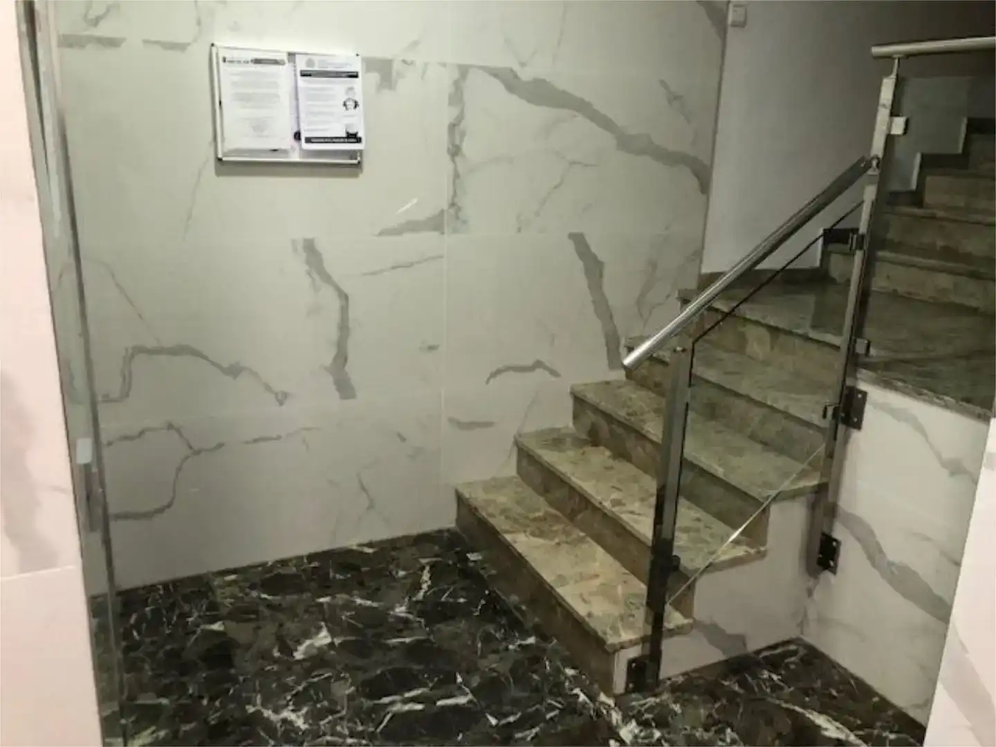 Flat for sale in  Valencia Capital  with Air Conditioner and Balcony