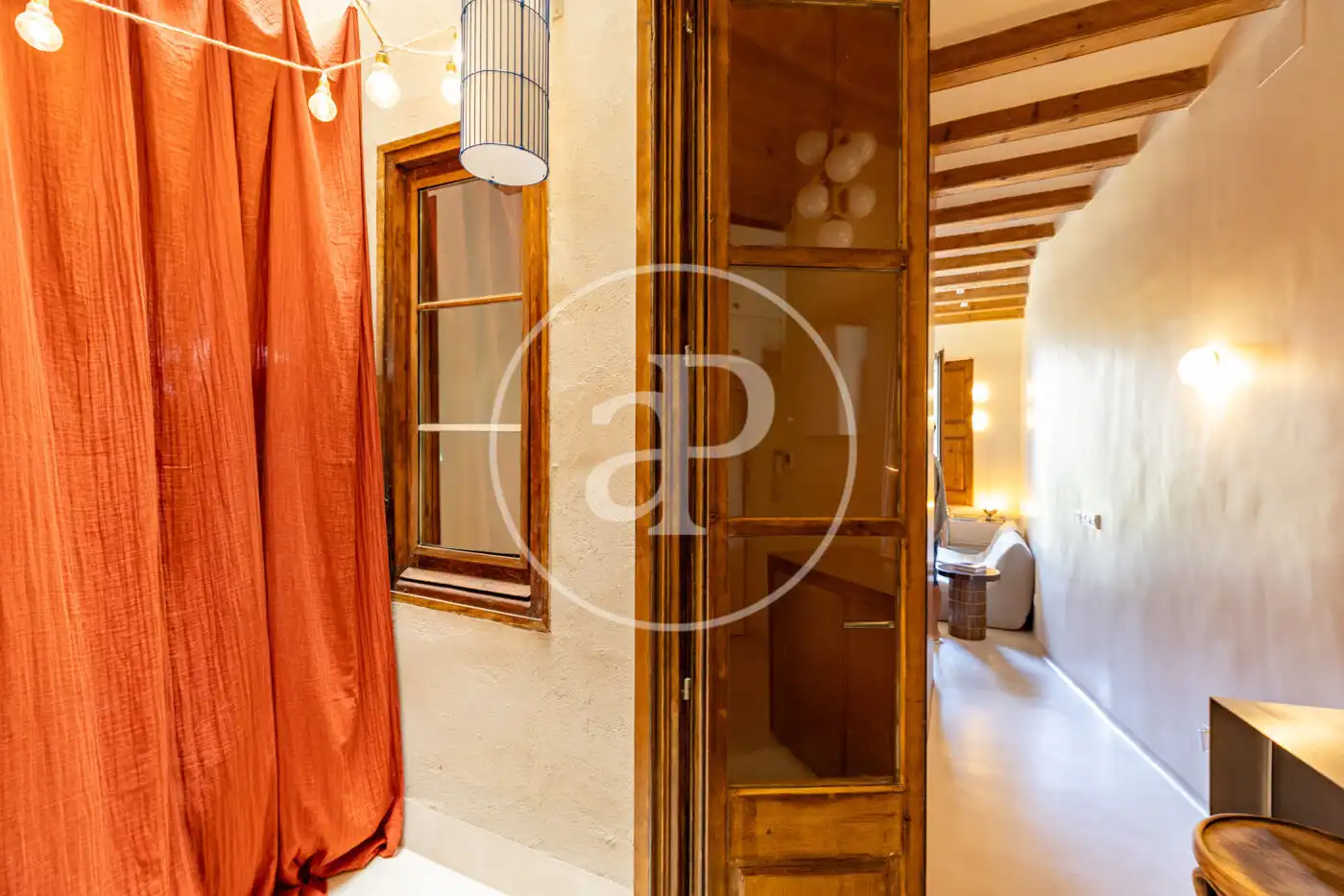 Flat for sale in Barcelona  with Air Conditioner, Heating and Furnished