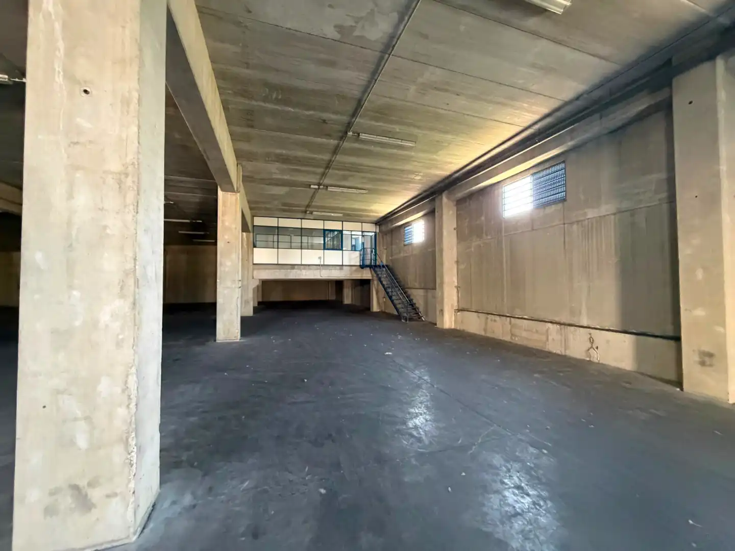 Nau industrial de lloguer en Narón