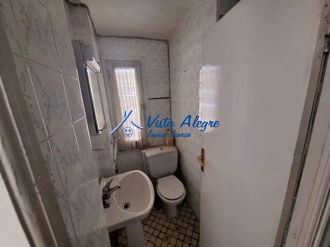 Baño de Apartamento en venta en Haro con Calefacción