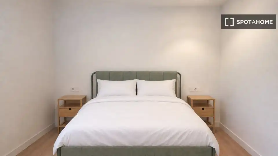 Bedroom of Flat for rent in Ciudad Lineal
