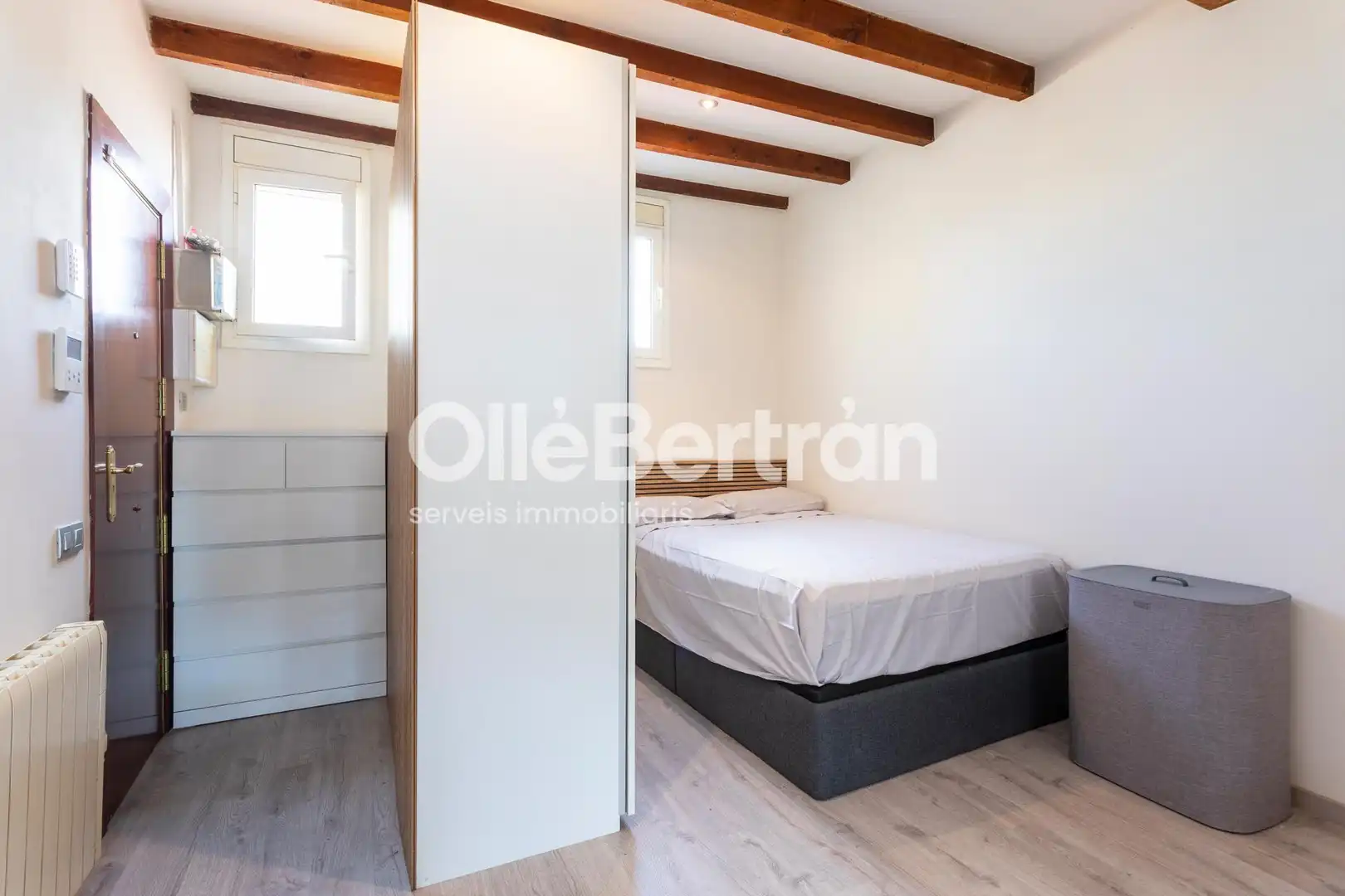 Habitación de Ático en venta en Barcelona con Calefacción y Terraza