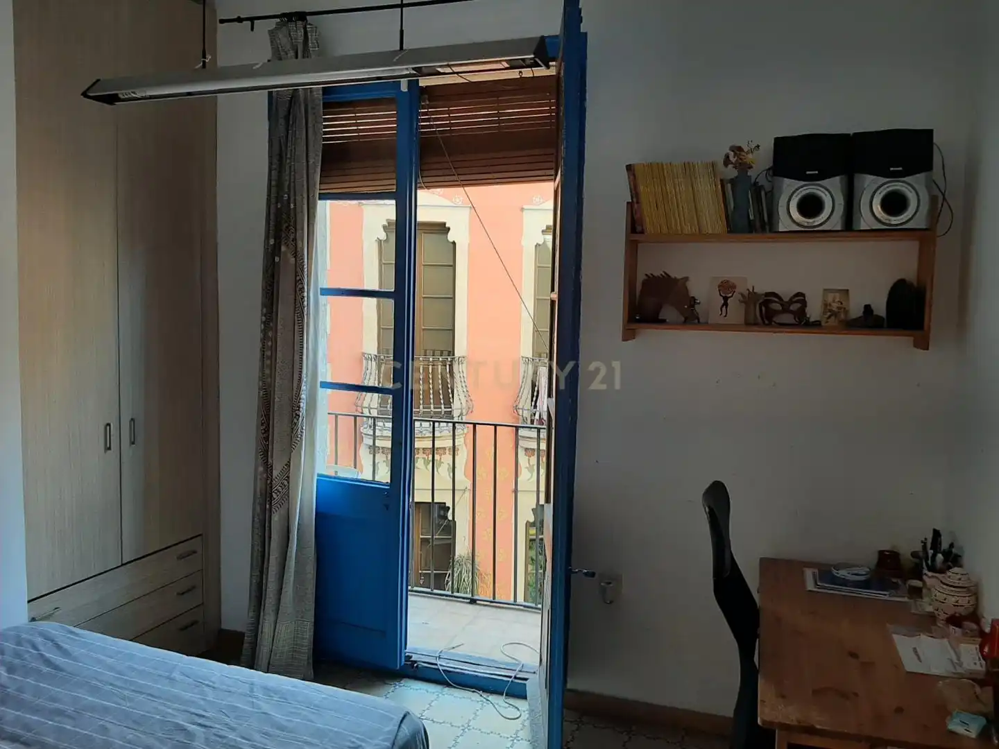 Bedroom of Apartments for sale in Barcelona  with Air Conditioner