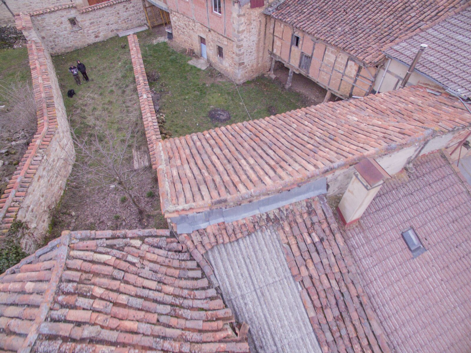 Casa adosada en venda en Aguilar de Campoo amb Jardí privat