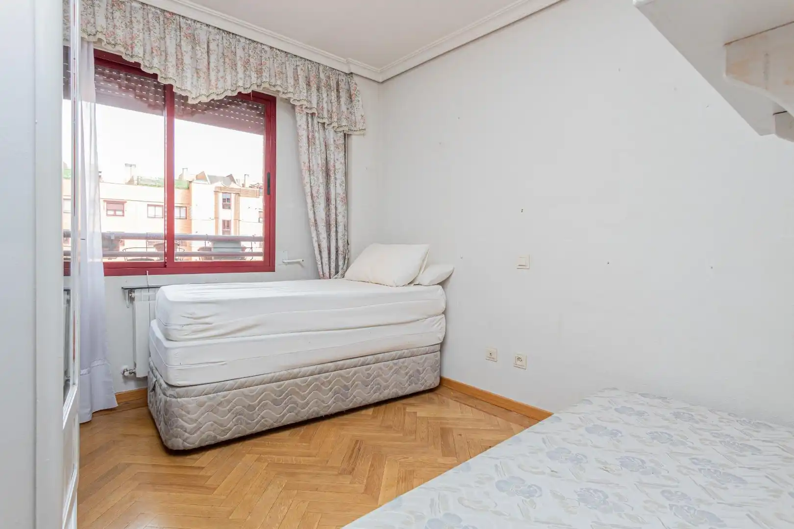 Flat for sale in CGDOR DIEGO VALDERRABANO, Media Legua