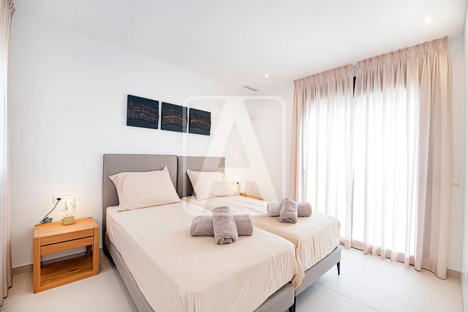 Chalet con piscina en venta en Marisol Park - Ortembach - Los Almendros, imagen 18