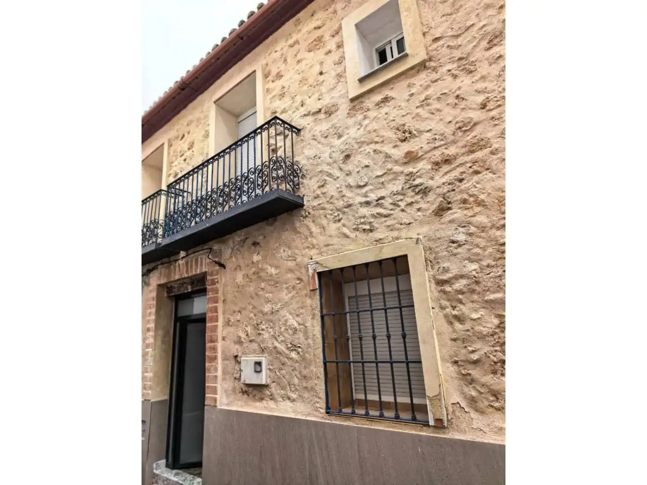 Vista exterior de Casa adosada en venta en Ador con Calefacción, Terraza y Amueblado