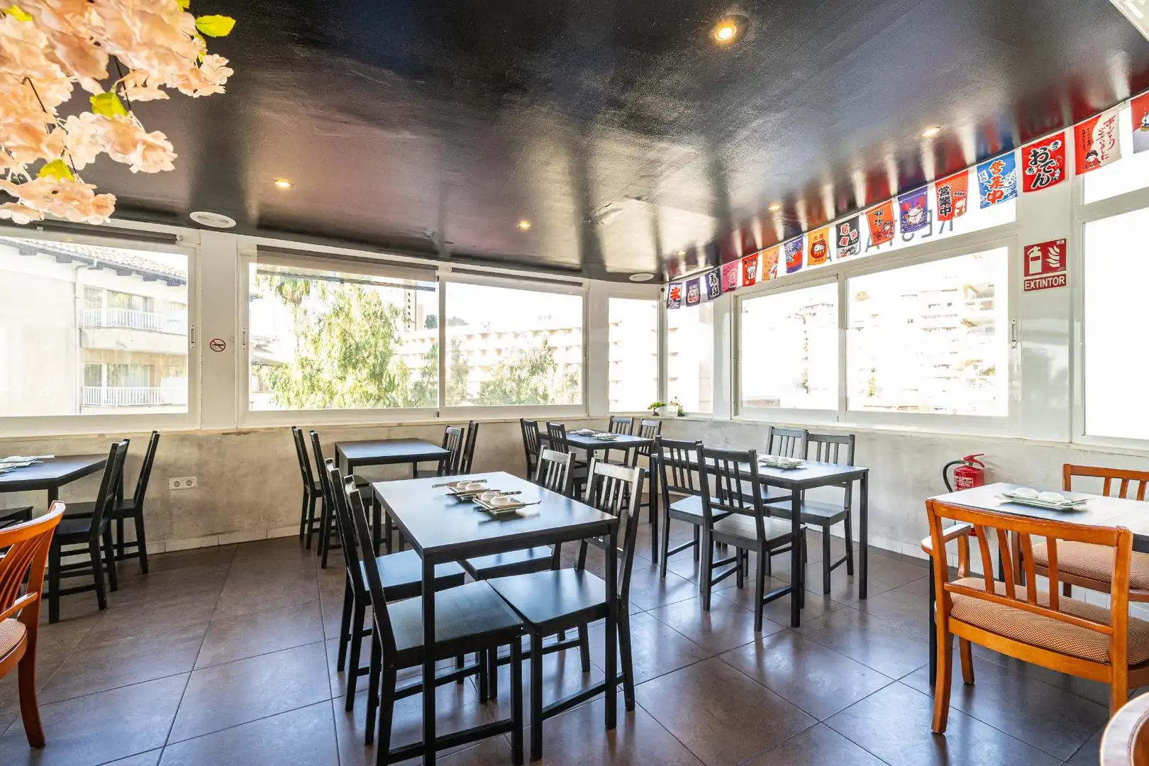 Local comercial en traspaso en Avenida JOAN MIRO, imagen 11