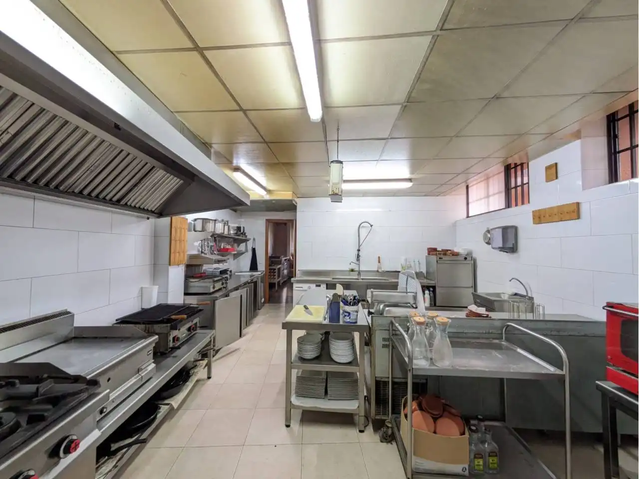 Cocina de Local en venta en Sant Quintí de Mediona con Alarma