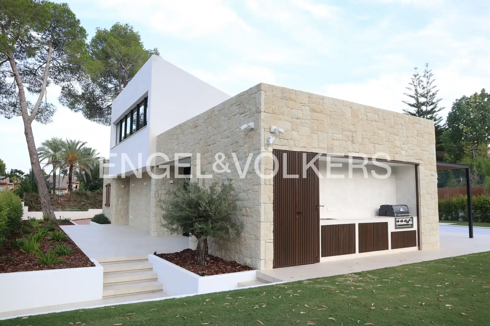 Casa con jardín en venta en Montealegre, imagen 3