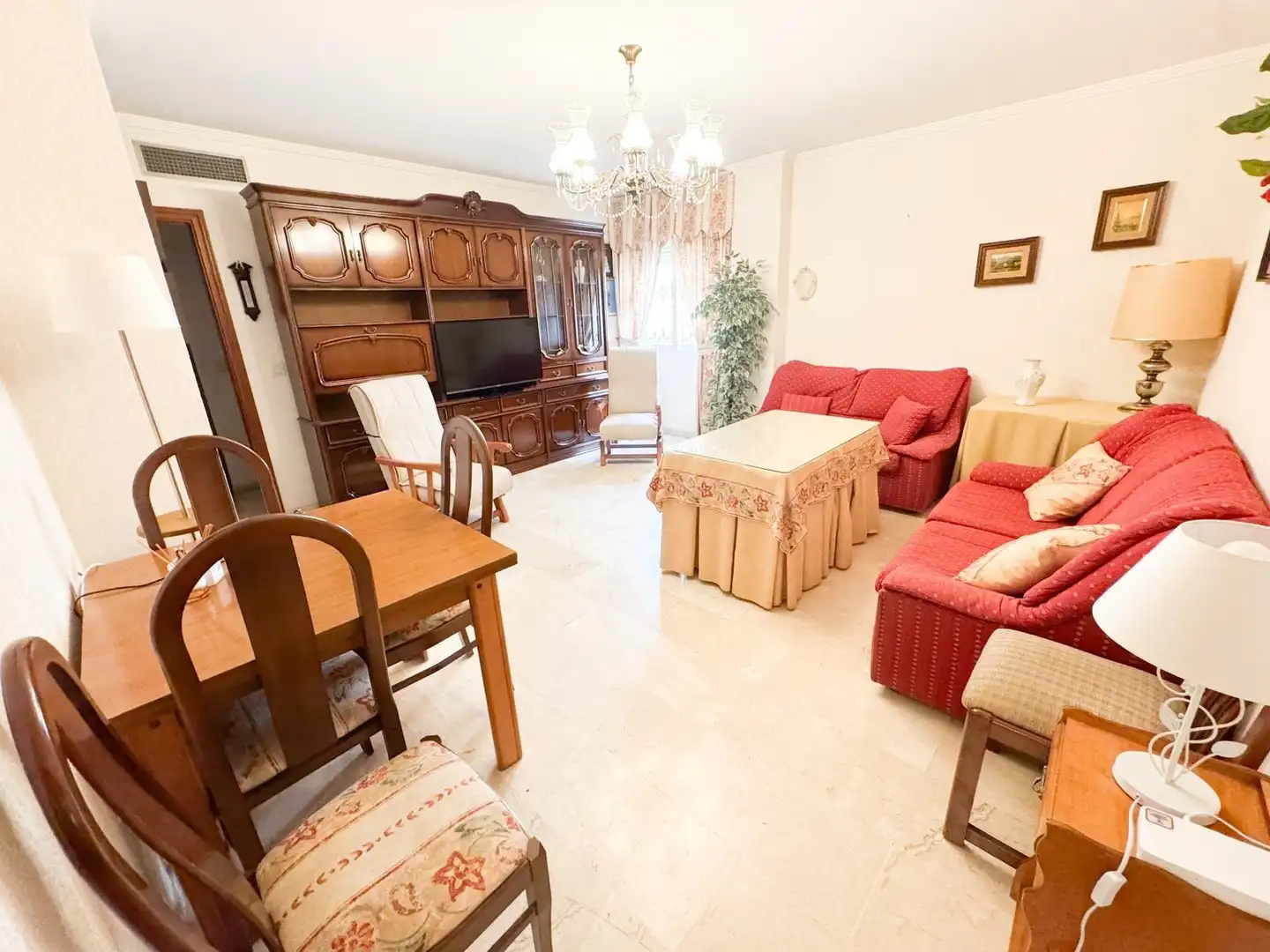 Sala d'estar de Planta baixa en venda en Huelva amb Traster i Moblat