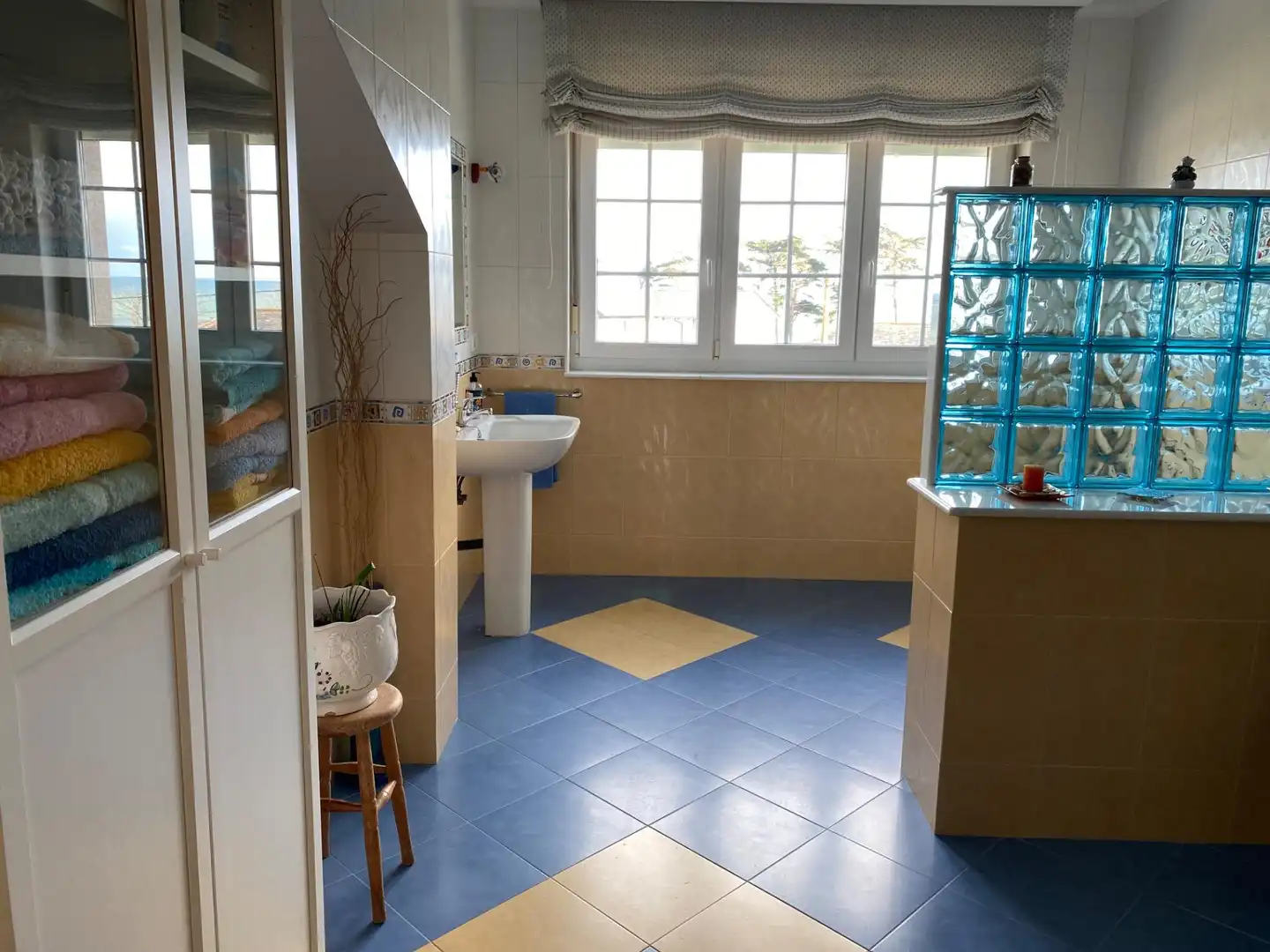Baño de Casa o chalet en venta en Foz con Calefacción, Jardín privado y Terraza