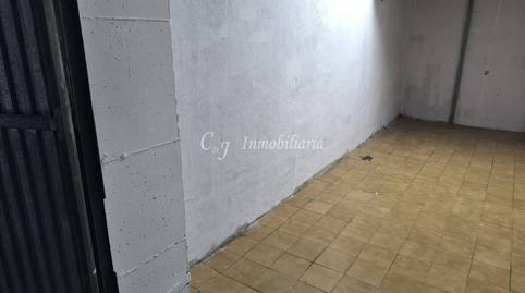 Photo 3 of Garage to rent in Avenida de Abril - 9 de Octubre, Sagunto / Sagunt