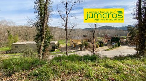 Se vende parcela de 700 m con una superficie de 560 m edificables en la tranquila Urbanización SantRoc, en Massanes.Se encuentra c
