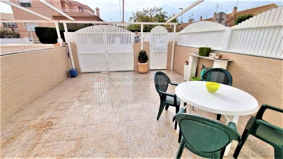 Terrassa de Casa adosada en venda en Los Alcázares amb Aire condicionat, Calefacció i Jardí privat