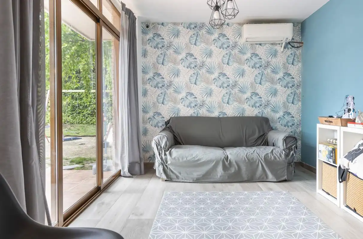 Sala de estar de Casa o chalet en venta en Boadilla del Monte con Aire acondicionado, Calefacción y Jardín privado