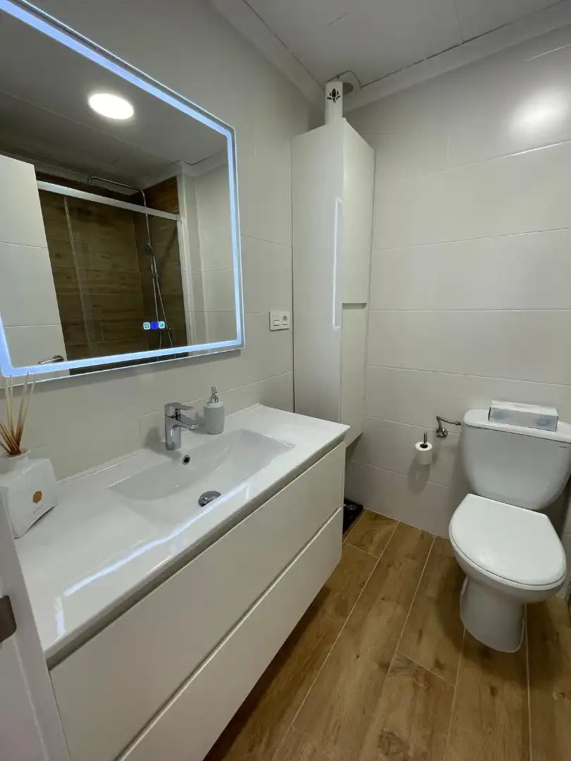 Bany de Apartament en venda en Santa Pola amb Aire condicionat, Parquet i Terrassa
