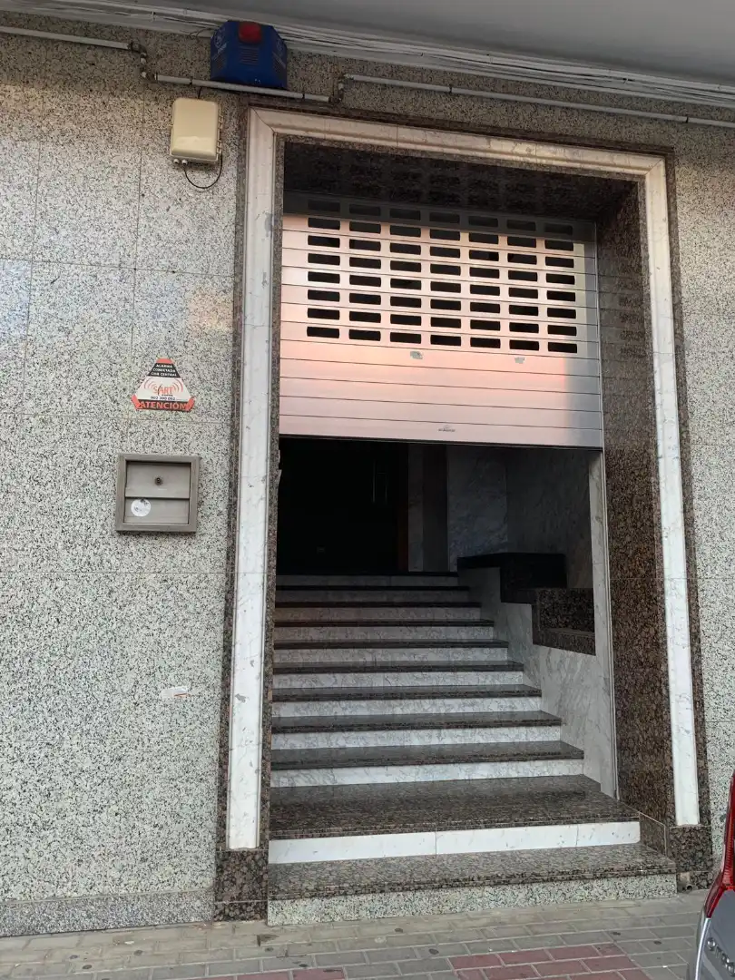 Local en venda en Ibi amb Calefacció, Alarma i Domòtica