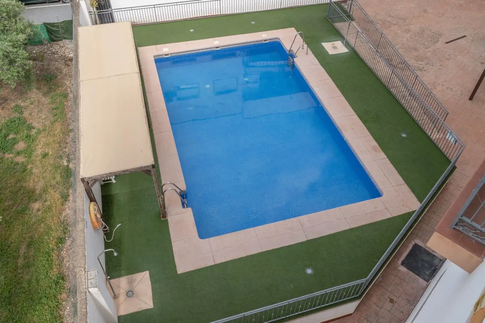 Piscina de Piso en venta en Gójar con Terraza, Trastero y Balcón