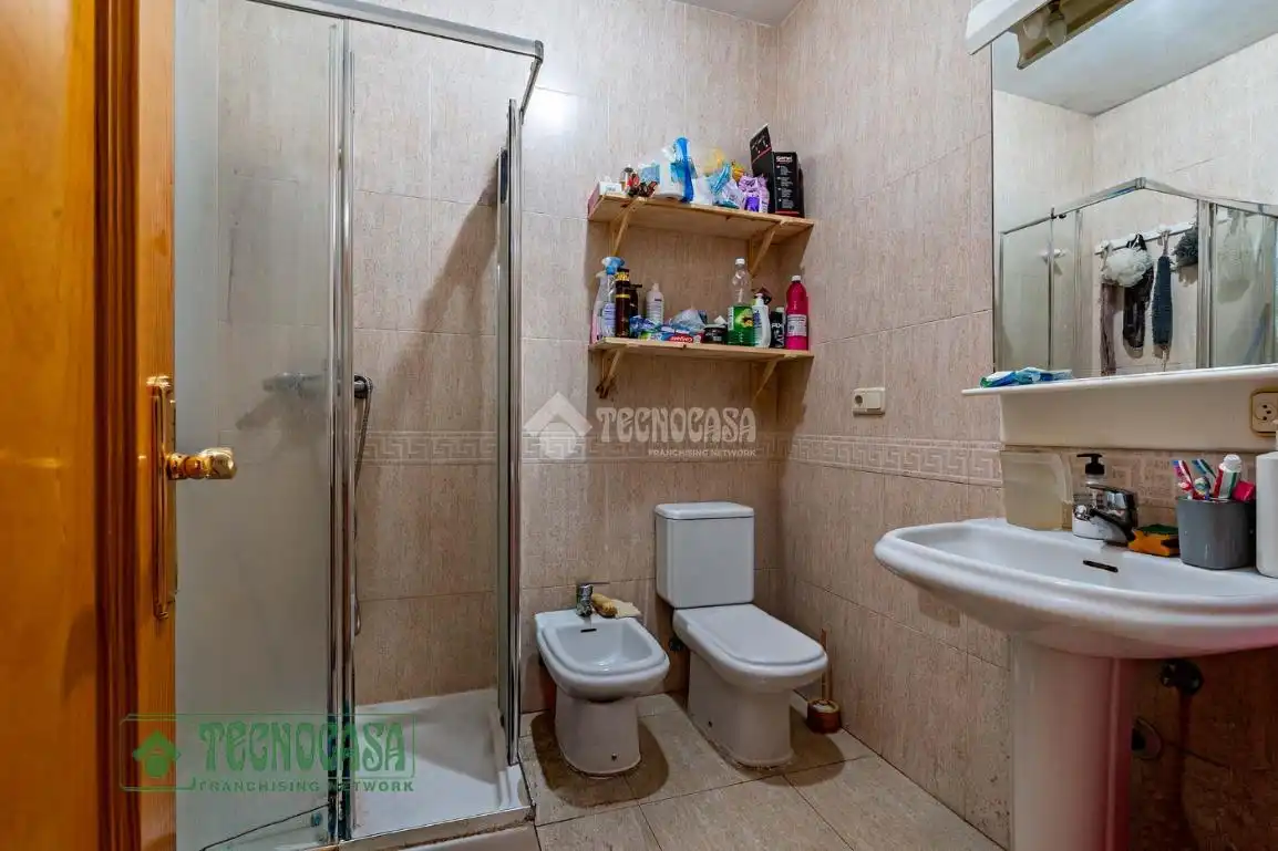 Baño de Piso en venta en El Ejido con Balcón