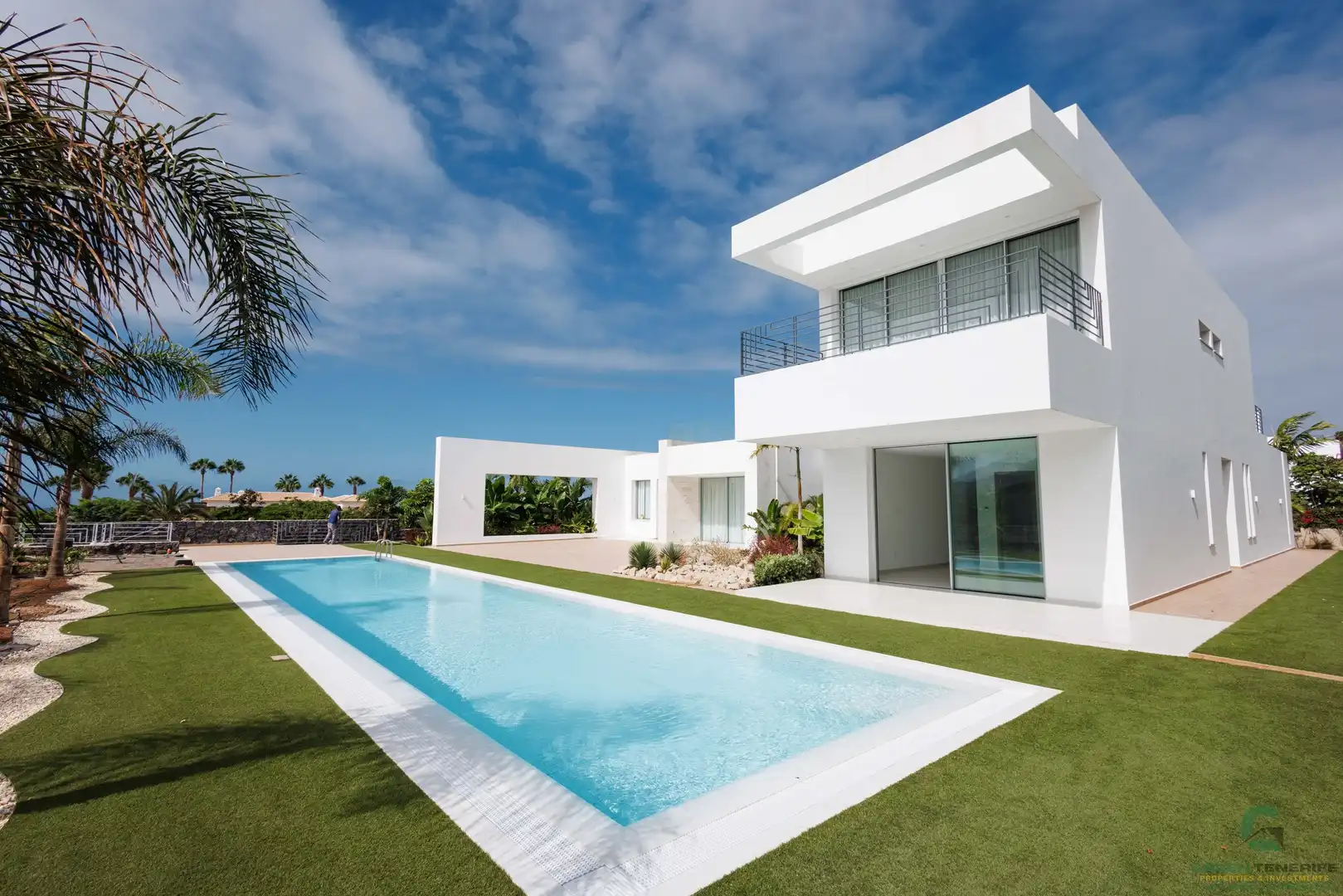 Casa con piscina en venta en Avenida la macaronesia, imagen 2