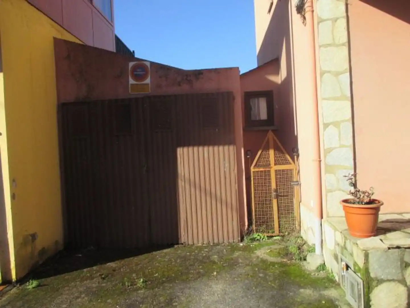Parking of Detached homes for sale in Vegadeo  with Heating, Terrace and Storage room