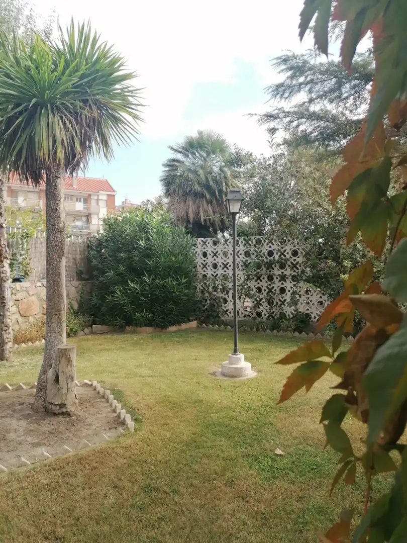 Jardí de Casa o xalet en venda en Ocaña amb Calefacció, Jardí privat i Terrassa