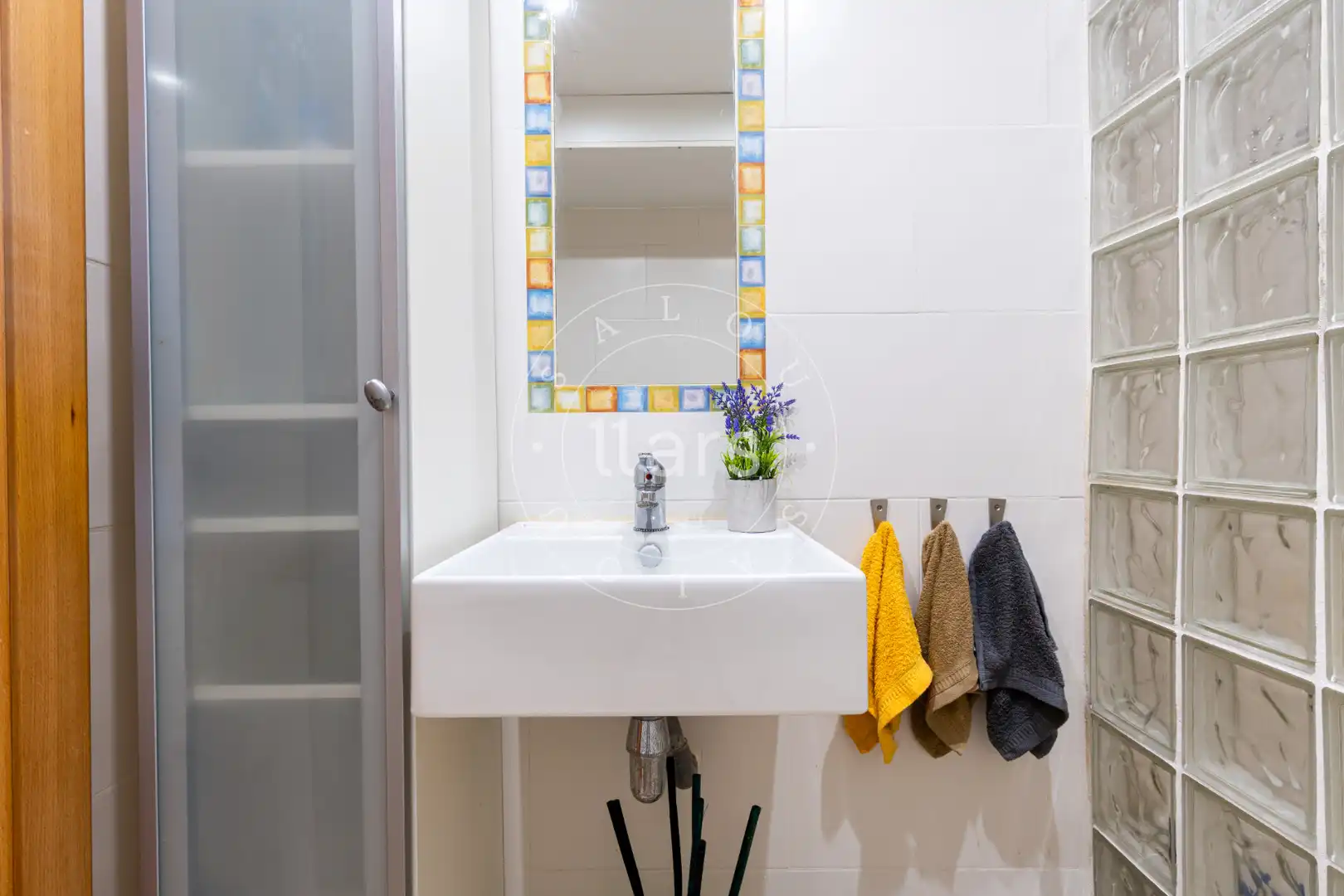 Bathroom of Study for sale in Salou  with Air Conditioner and Terrace