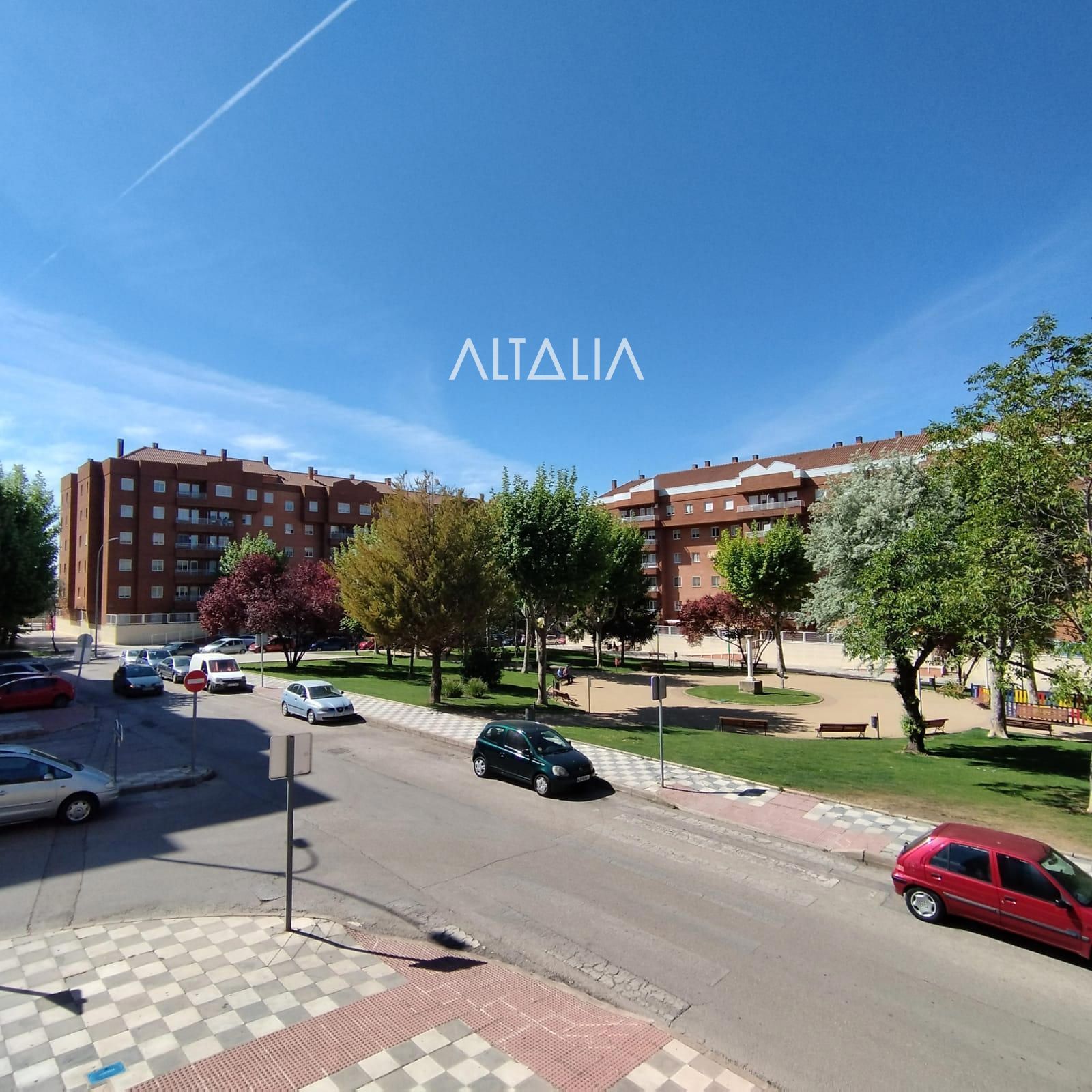 Exterior view of Flat to rent in Cuenca Capital  with Heating, Washing machine and Microwave