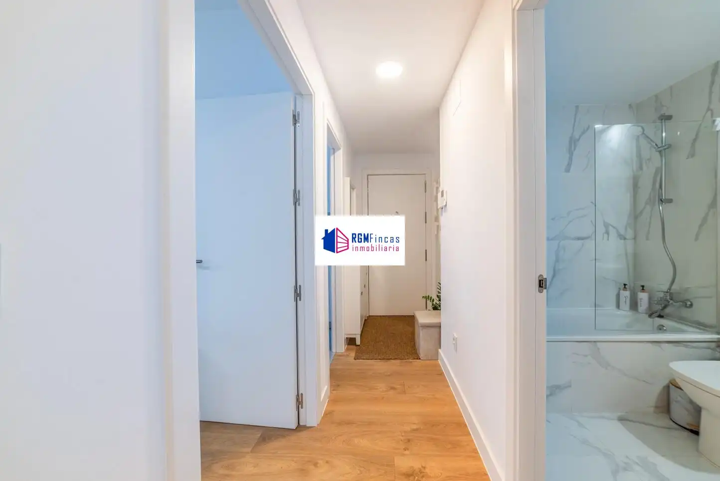 Piso en venta en Sevilla con Aire acondicionado, Calefacción y Jardín privado