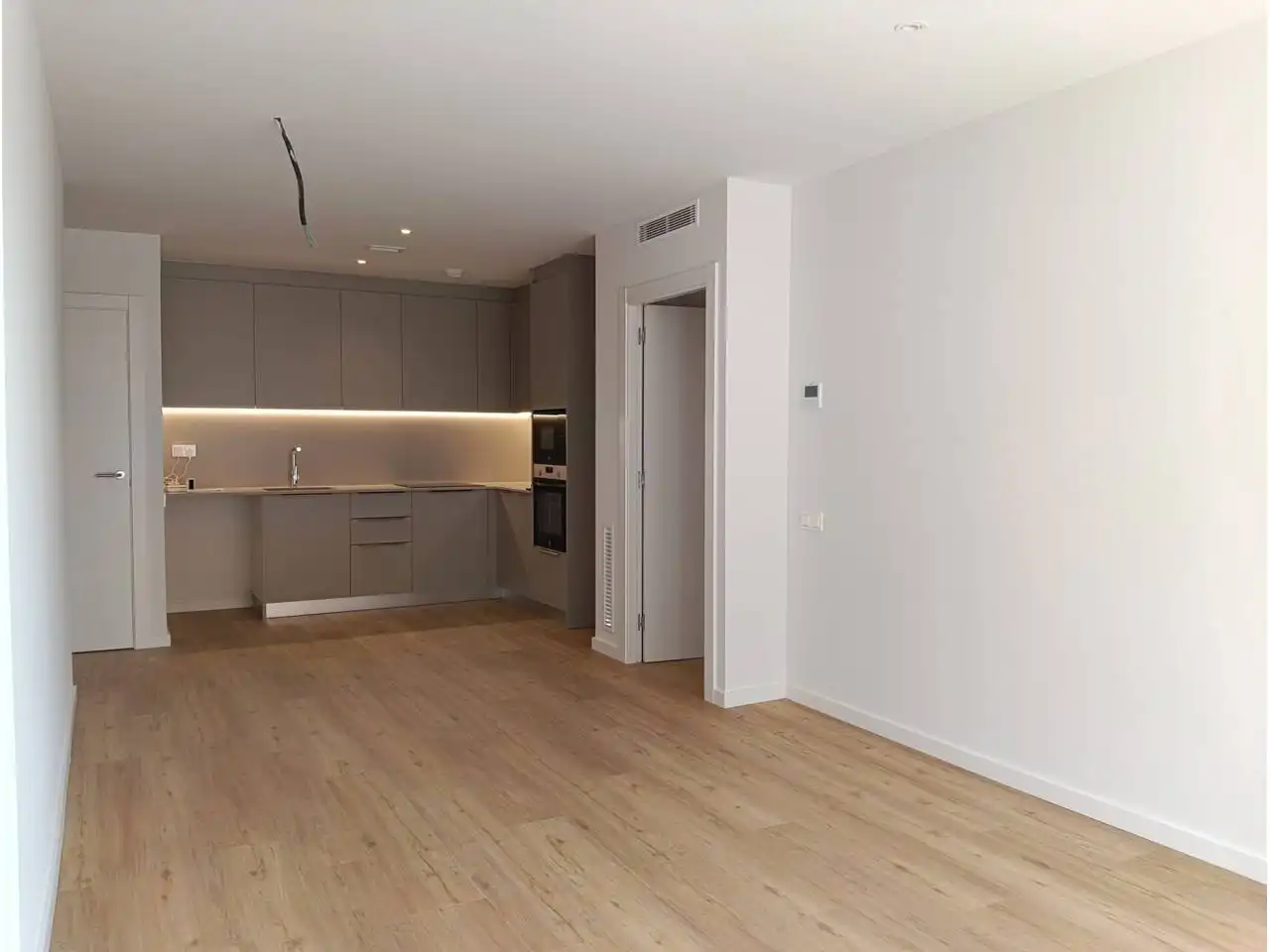 Cuina de Pis de lloguer en Sabadell amb Aire condicionat, Calefacció i Parquet