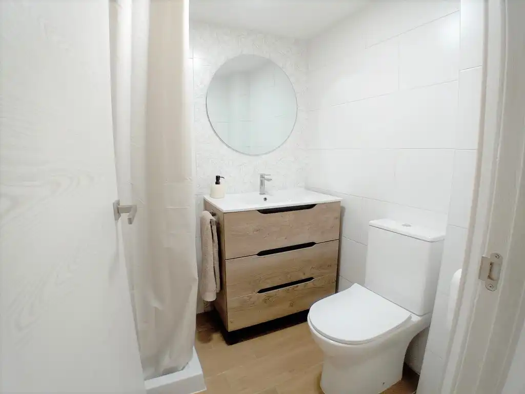 Bathroom of Houses for sale in Siete Aguas  with Oven and Balcony