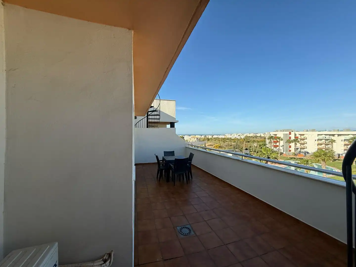 Terrassa de Pis de lloguer en El Ejido amb Aire condicionat, Calefacció i Terrassa