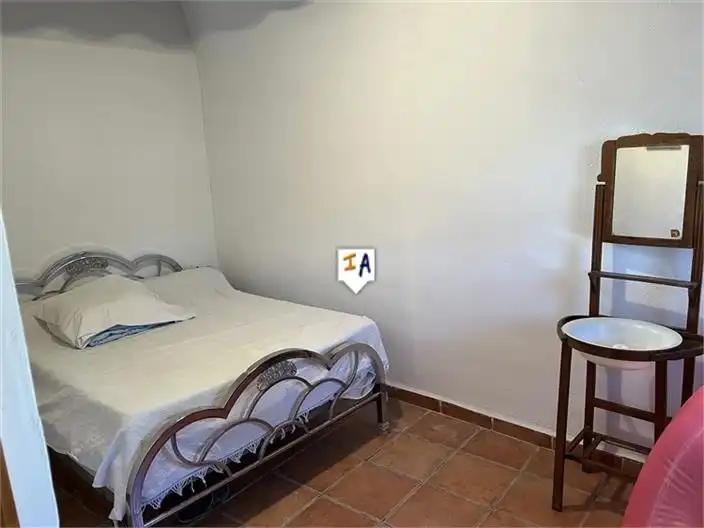 Finca rústica en venta en Castillo de Locubín
